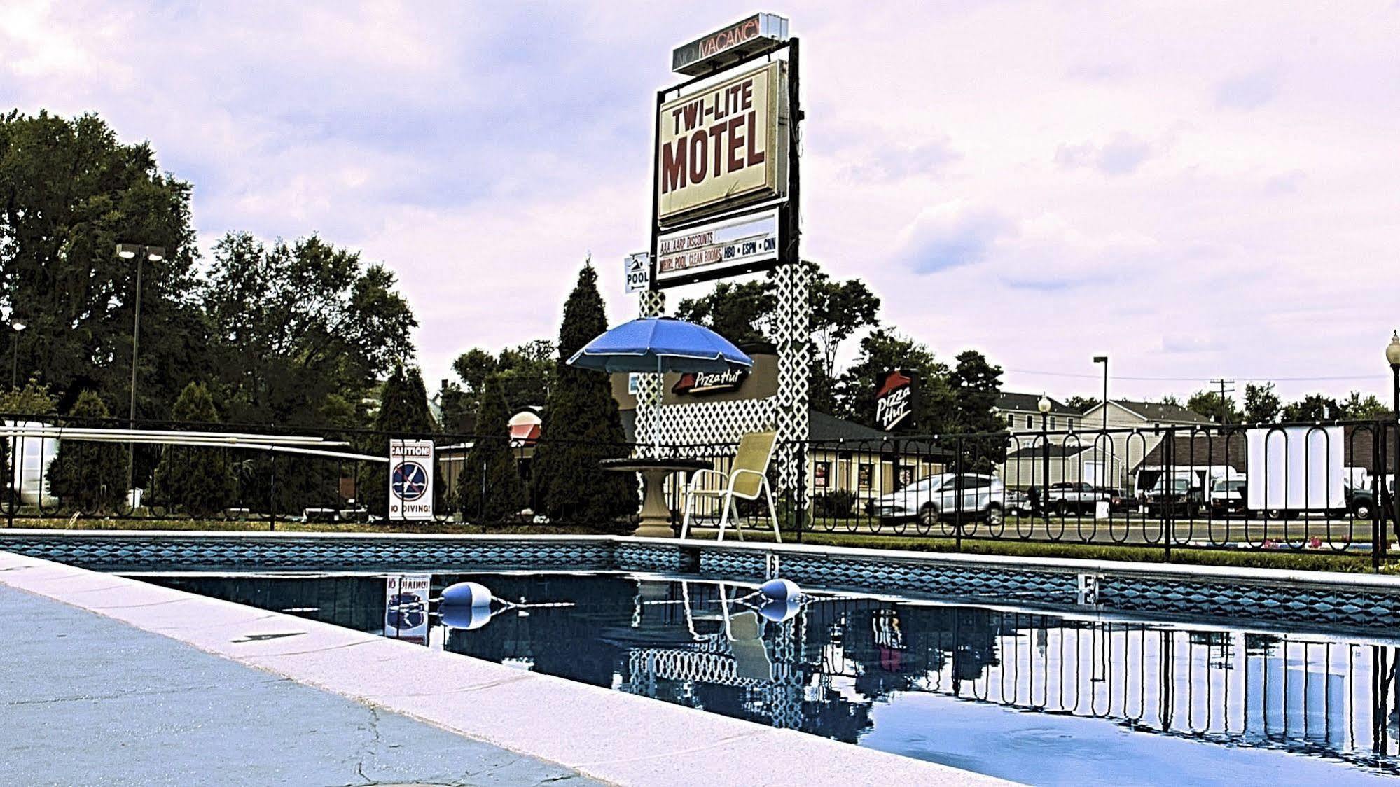 Twi-Lite Inn Front Royal Exterior photo