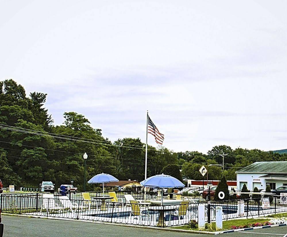 Twi-Lite Inn Front Royal Exterior photo